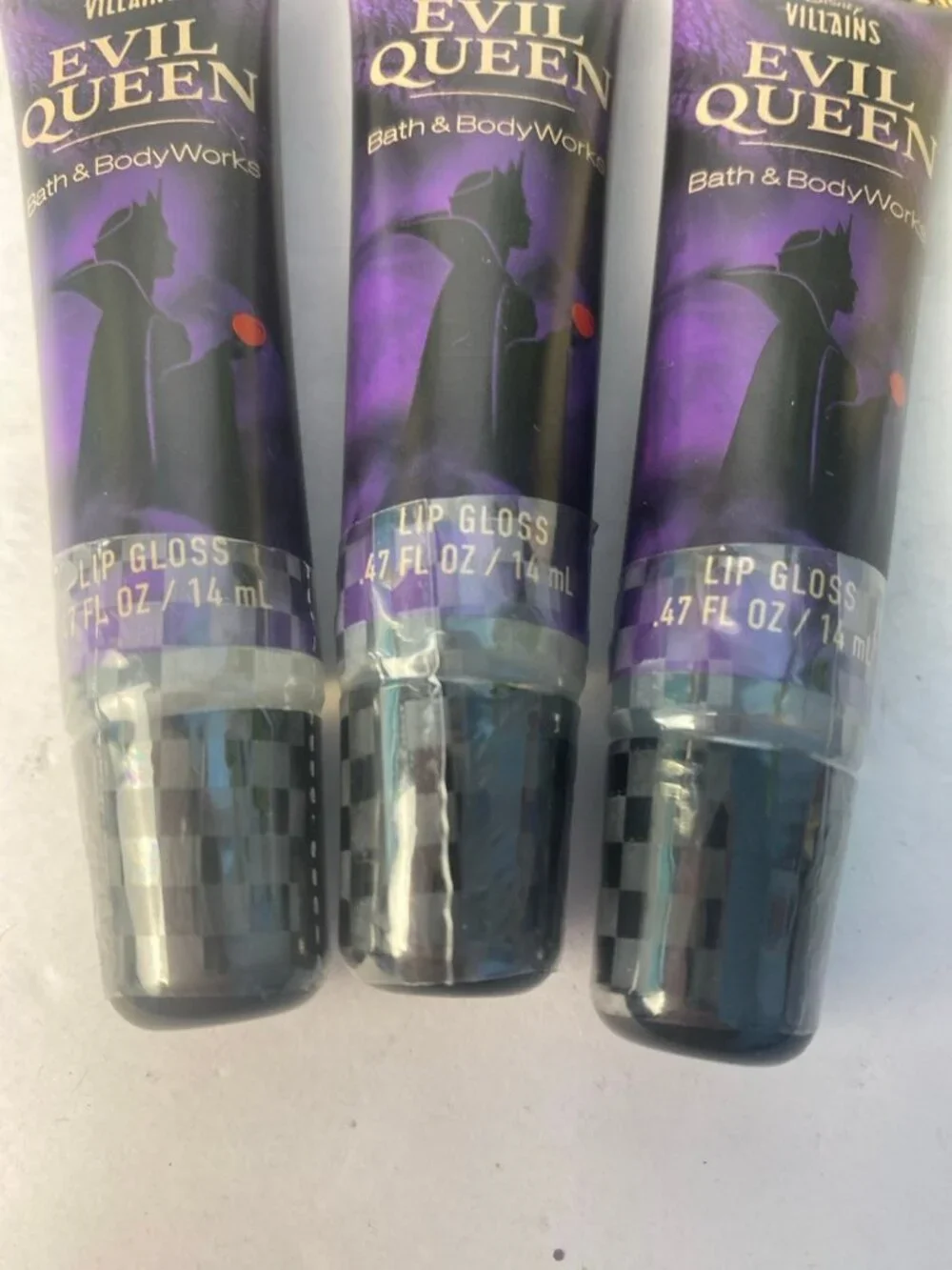 DISNEY Villains Limited Edition “Evil Queen” BBW Lip Gloss New & Sealed